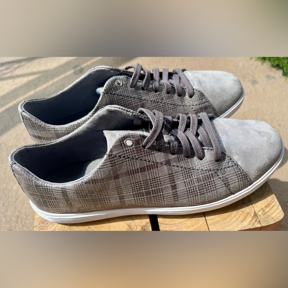 EXCELLENT CONDITION! COLE HAAN SNEAKERS - GRAND OS W23038 WOMENS SHOES SZ 6.5 - Picture 2 of 6
